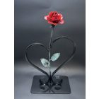 Kovácsoltvas rózsa szívben - talpazattal - VÖRÖS/ZÖLD ANTIK